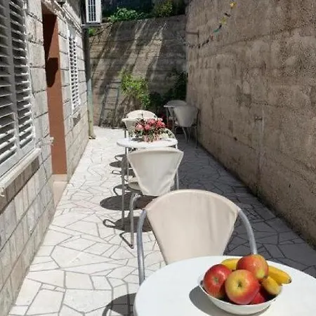 Apartment In Dubrovnik For 2 People Apartamento *