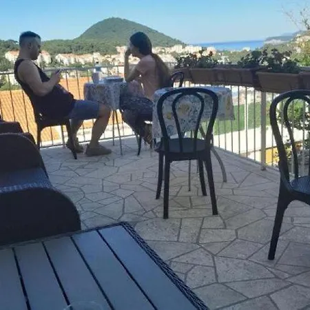 Apartment In Dubrovnik For 2 People Dubrovnik
